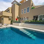 Hotel apartamentowy Bal Adults Only 4*