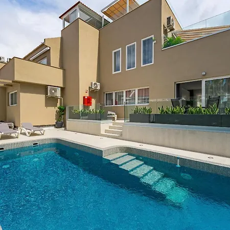 Apart-hotel Bal Adults Only 4*